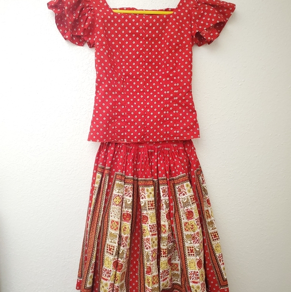 Vintage Ralph Originals Outfit Blouse Skirt With Black Bonnet Retro Traditional - Picture 1 of 14